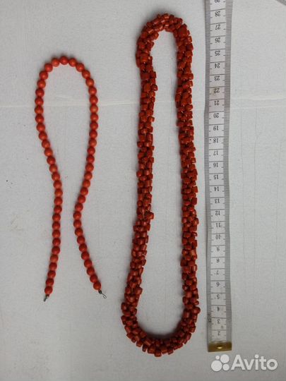 Бусы из коралла