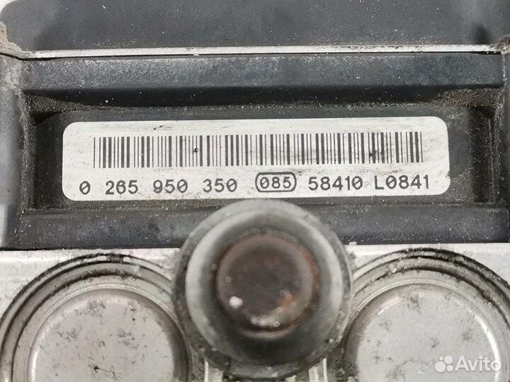 Блок ABS для Opel Meriva A 93192753