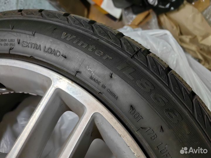 Комплект колес на зимней резине R17 для Mercedes