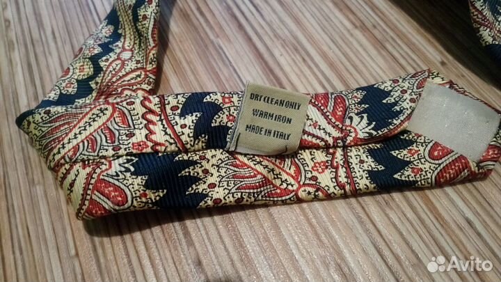 Галстуки брендов (шелк и полиэстер)