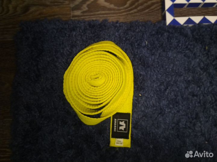 Жёлтый пояс по тхэквондо