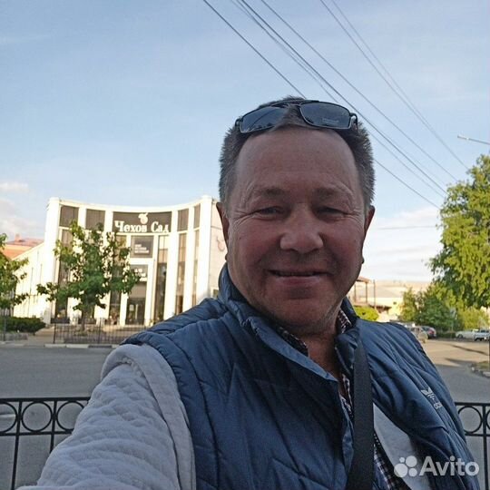 Менеджер по продажам
