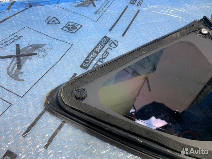 Стекло глухое Toyota Rav4 XA40 2013