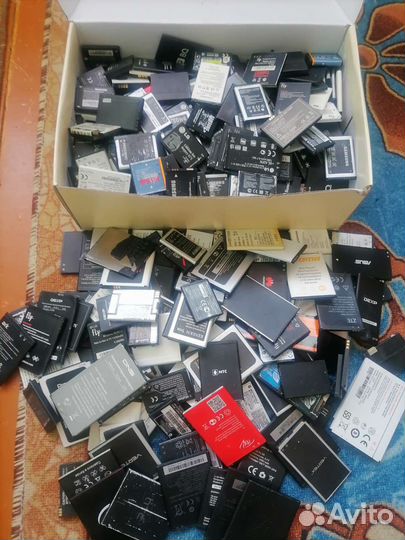 Батарейки от телефонов более 500шт