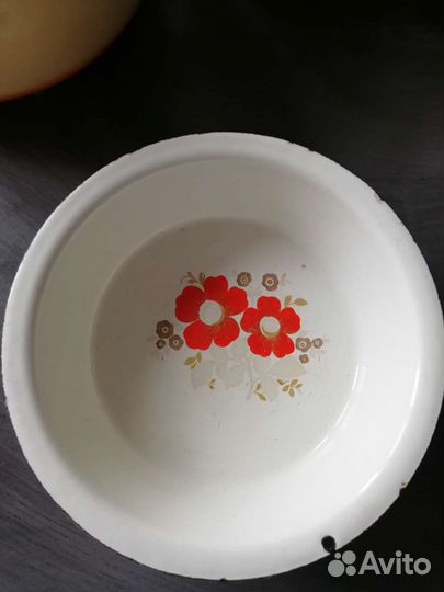 Посуда эмалированная б/у