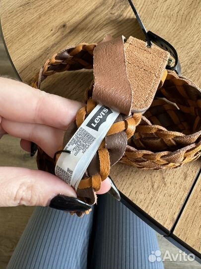 Ремень кожаный levis женский