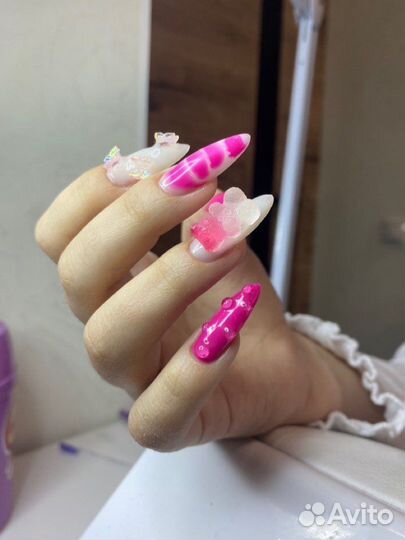 Наращивание ногтей на дому