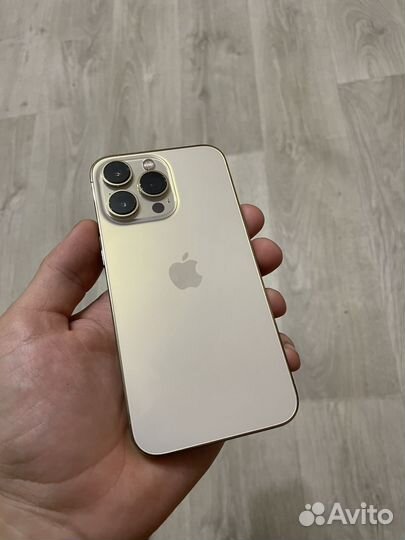 Телефон iPhone 13 про