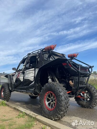 Polaris RZR 4 Turbo
