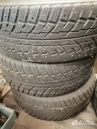 Kumho 722 225/55 R18 102