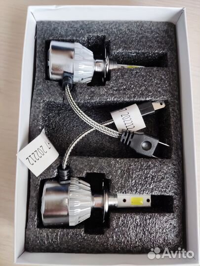 Лампа автомобильная светодиодная H7