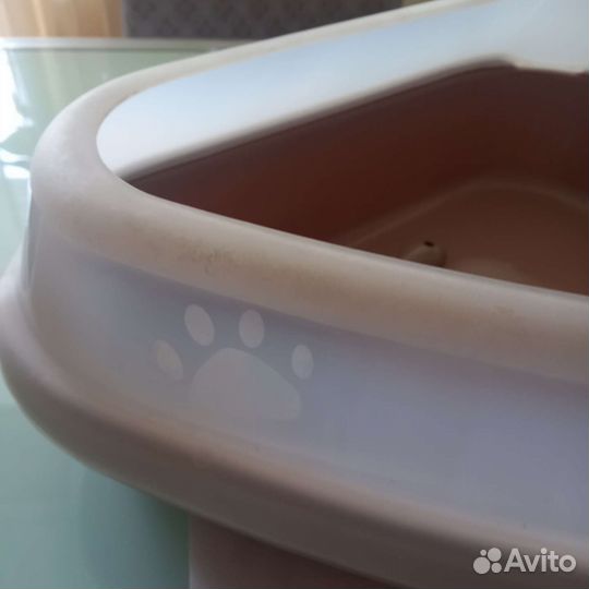 Угловой туалет для кошек с совком