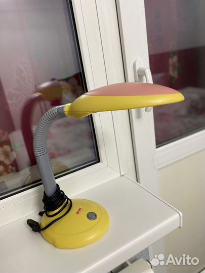 Лампа настольная