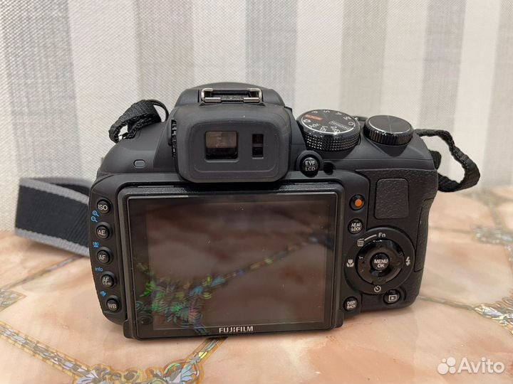 Цифровой фотоаппарат Fujifilm FinePix HS25EXR