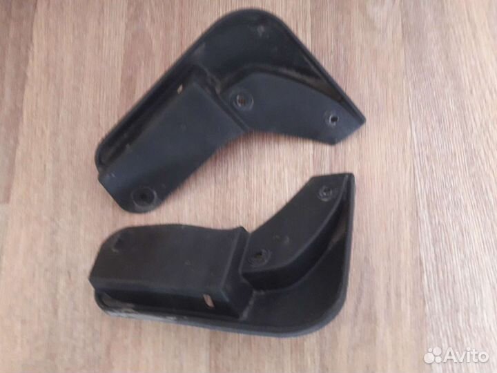 Брызговик колеса на Ладу Весту (комплект 2шт.)