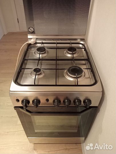 Газовая плита Indesit