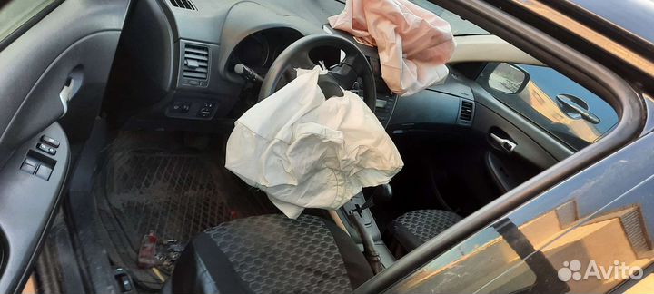 Разбор Toyota Corolla E150/2006