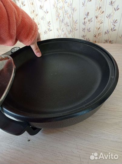 Электрическая сковорода не глубокая