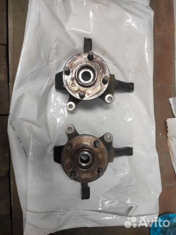 Поворотные кулаки (L/R) toyota vitz/bb/ist/sienta