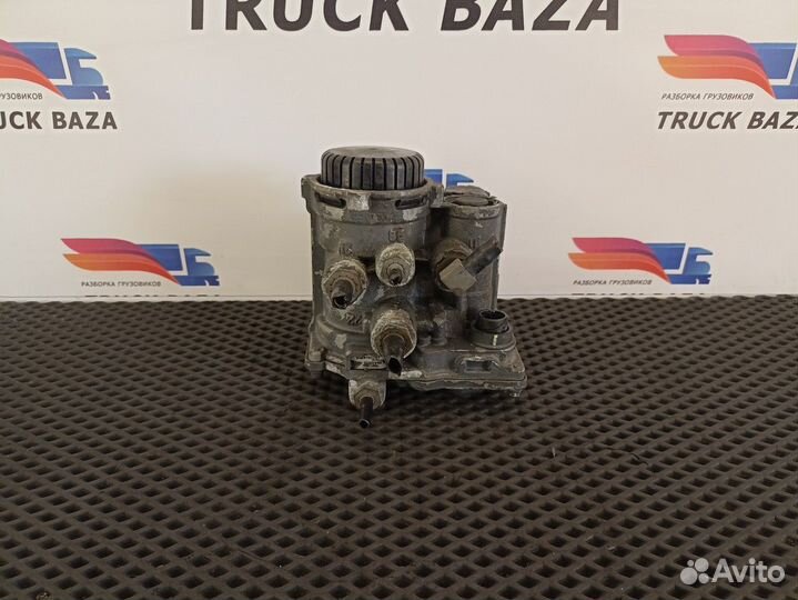 Кран управления тормозами прицепа