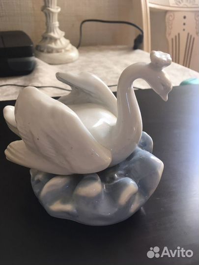 Статуэтка фарфор «Царевна лебедь». Дулево