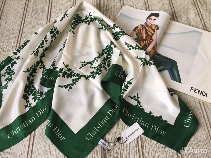 Платок Dior 90*90 см, шелк, 5 цвета