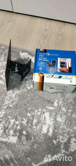 Кронштейн для телевизора поворотный