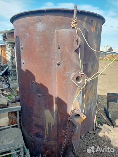 Бочка металлическая емкость под воду