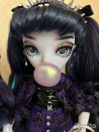 Shadow High Storm Twins Naomi Veronica Наоми