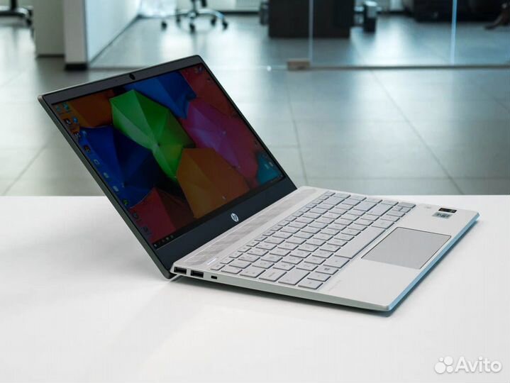 Свежий мощный ноутбук Модель 2022 года