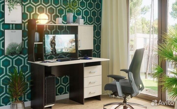 Стол новый в упаковке