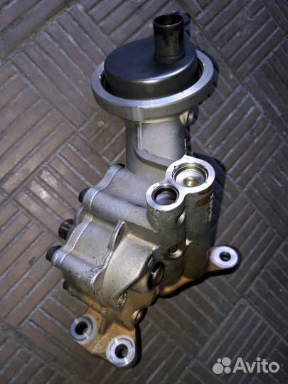 Масляный насос Audi A6 C6 3.0tdi ASB