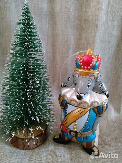 Елочные игрушки