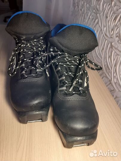 Лыжные ботинки 34р-р