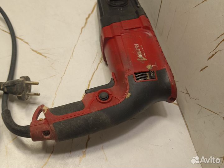 Перфоратор elitech П 0826рэм с дефектом