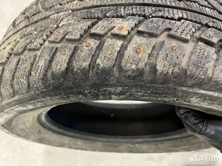 Marshal I'Zen RV Stud KC16 235/65 R17 108Q