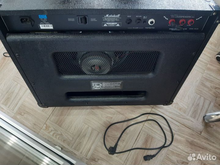 Ламповый гитарный комбоусилитель Marshall DSL-40с