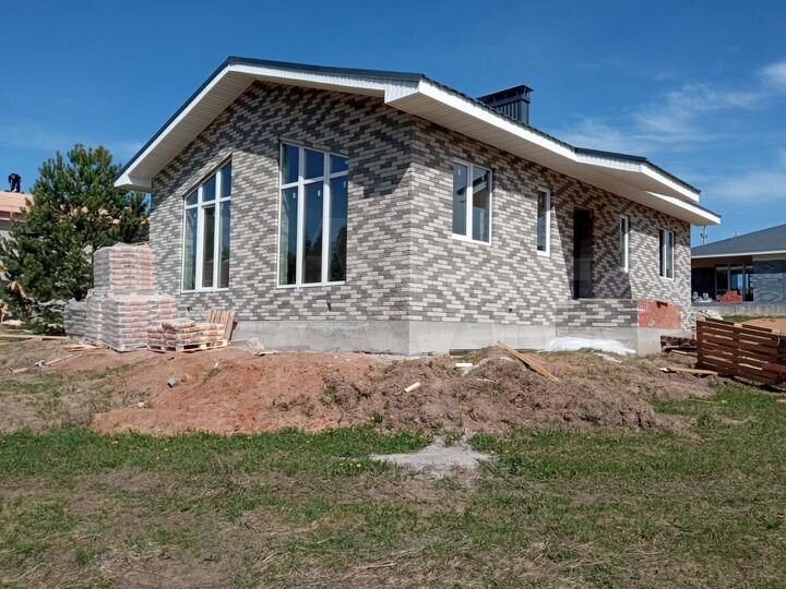 Коттедж 92 м² на участке 9 сот.