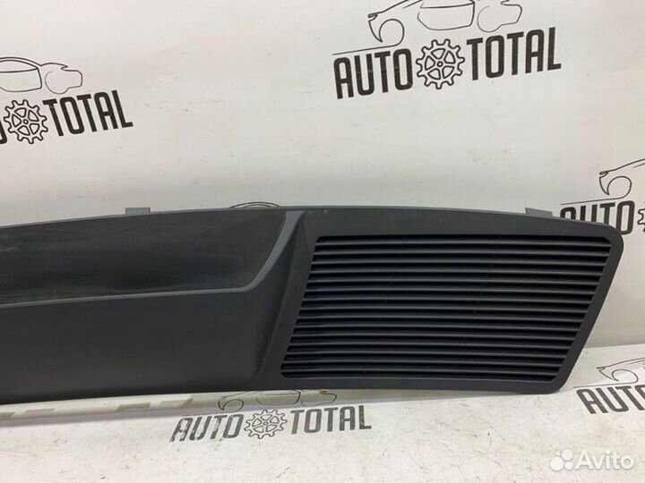 Накладка задней полки Bmw 745 E65 N62B44 2004