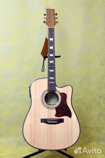 Электроакустическая гитара Martinez