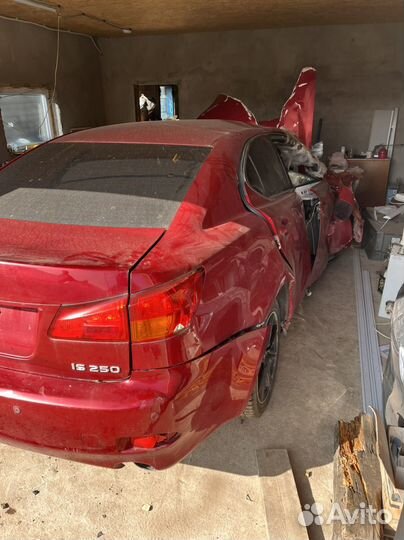 Lexus IS 2.5 AT, 2006, битый, 210 000 км