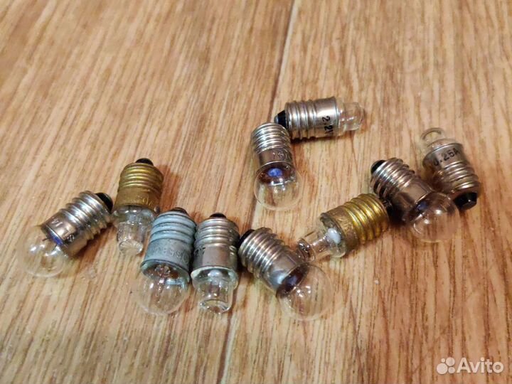 Лампочки 2,4в и 3,5 в