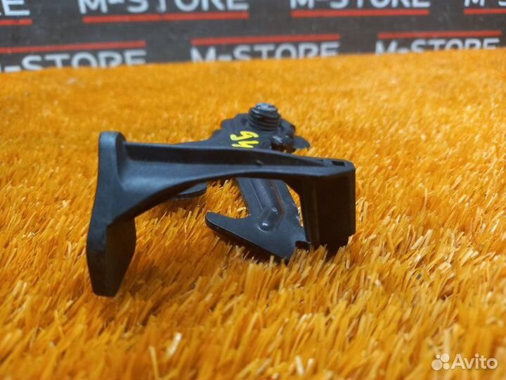 Замок капота Volvo Xc60 DZ44 B4204T6 2011