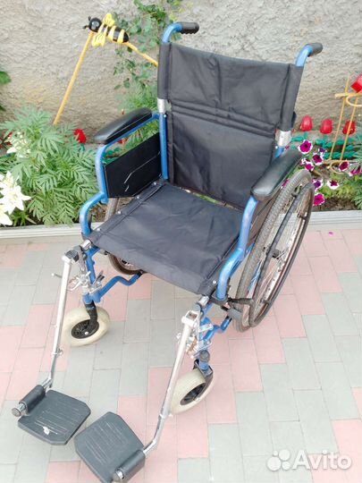 Коляска инвалидная