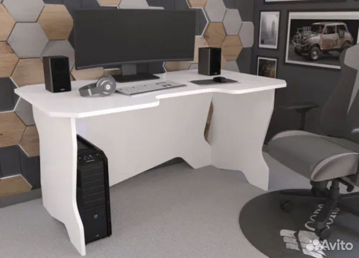 Игровой стол