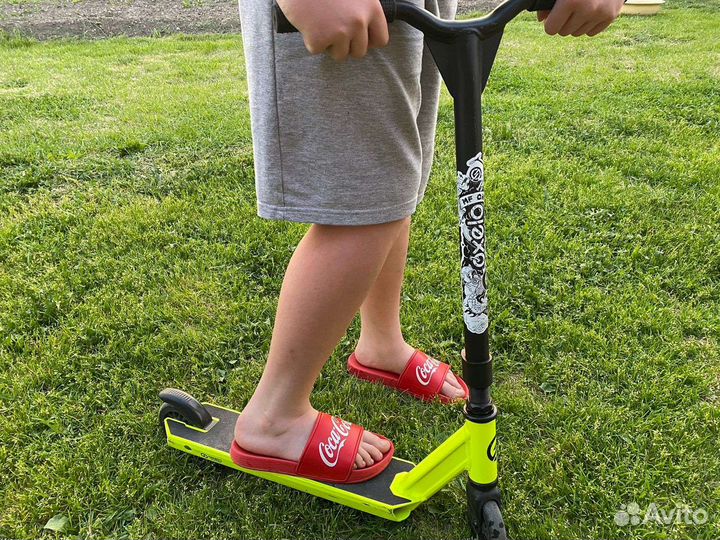 Продам трюковый самокат Oxelo mf one