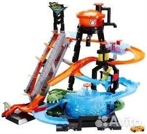 Невообразимая автомойка трек хот вилс с крокодилом