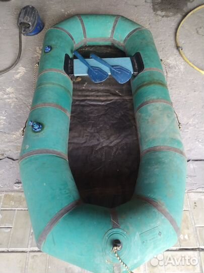 Лодка надувная ветерок-1