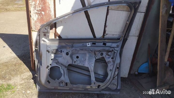 Дверь передняя правая ford focus 3