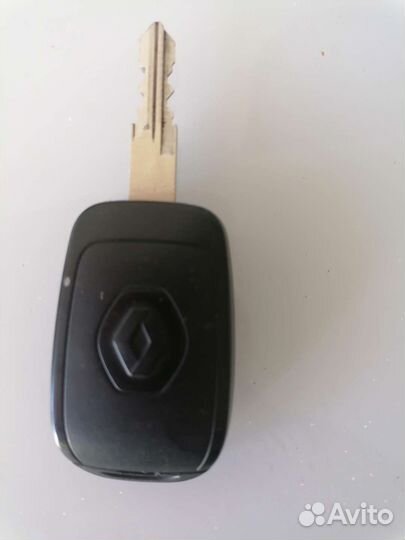 Ключ новый от Renault Duster